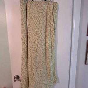 Chic Floral Maxi Skirt and Top in Cream and Green